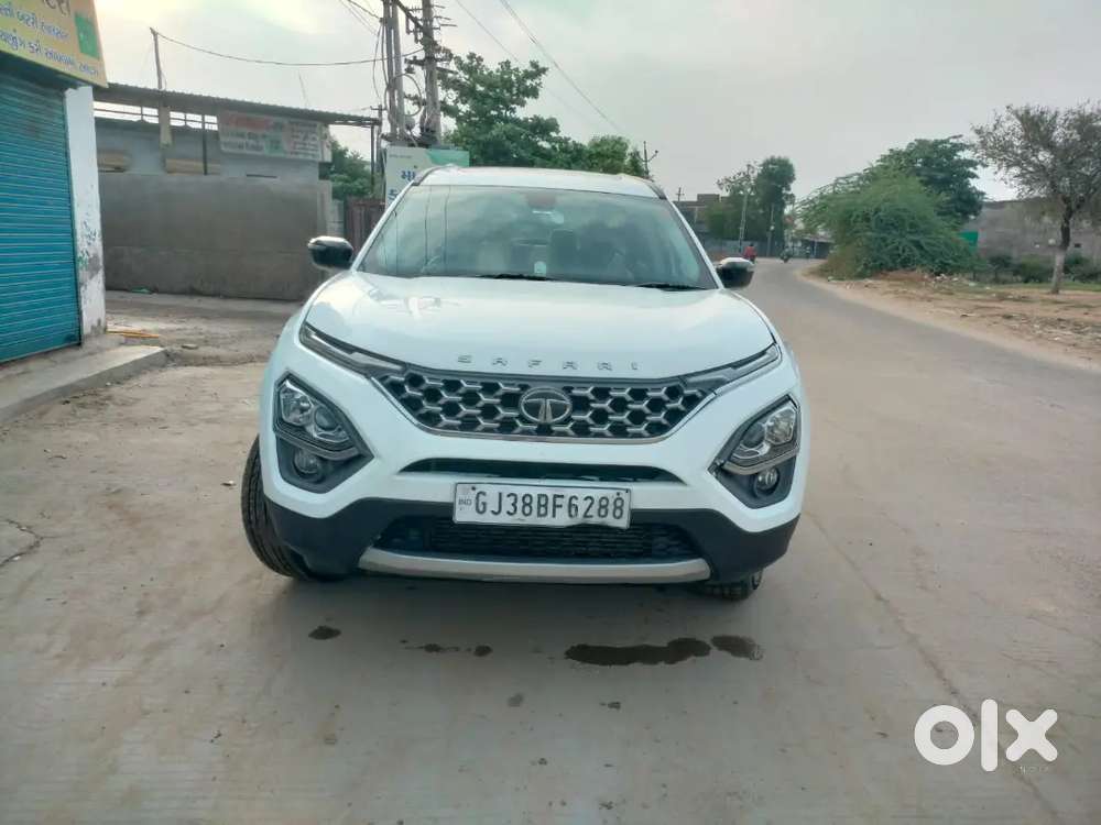 Tata Safari 2023 डीज़ल मैनुअल