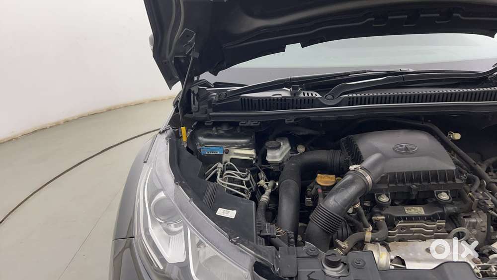 Tata Nexon 1.5 Revotorq Xza Plus S Amt, 2023, Petrol