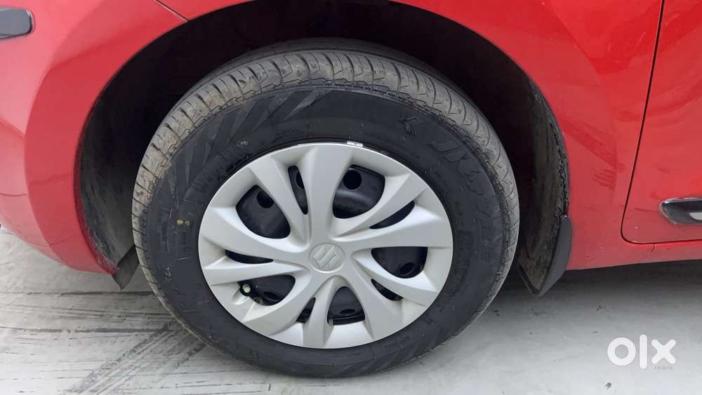 Maruti Suzuki Swift Amt Vvt Vxi, 2022, Petrol