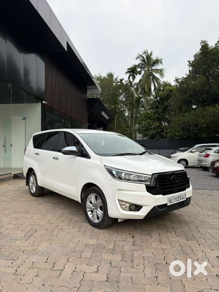 Toyota Innova Crysta Diesel 2016