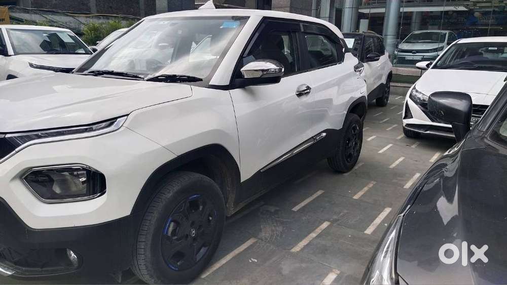 Tata Punch Accomplished Amt, 2022, Petrol