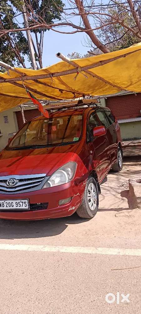 Toyota Innova Petrol 2009