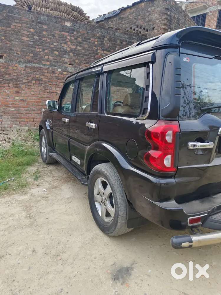 Mahindra Scorpio S11 2021