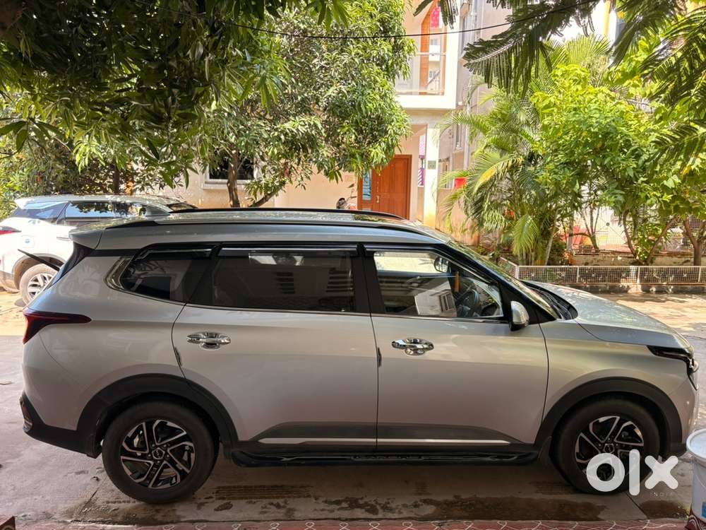 Kia Carens 2023 Manual