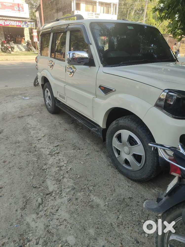 Mahindra Scorpio 2017 डीज़ल
