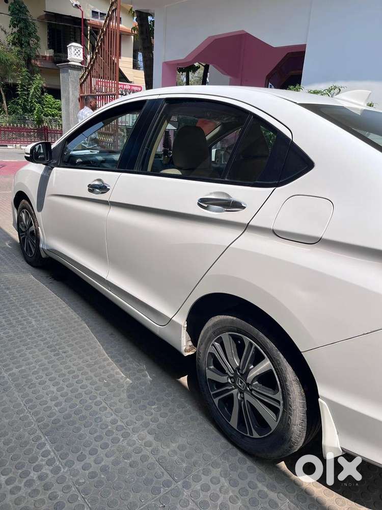 Honda City V 2017 Facelift Model  Petrol Well Maintained