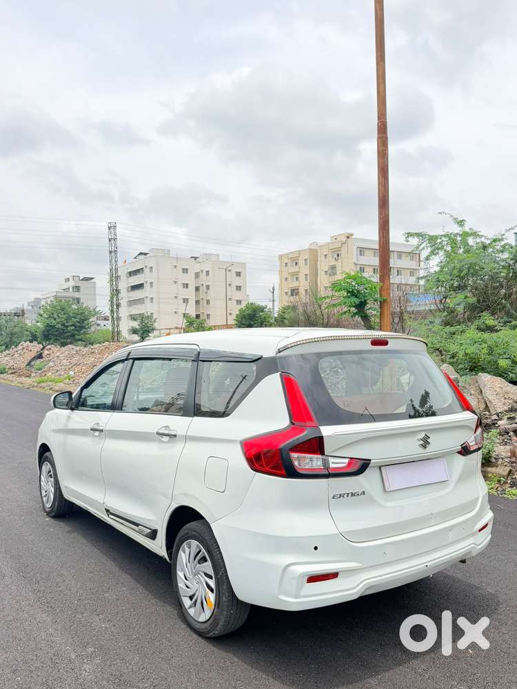 Maruti Suzuki Ertiga Vxi, 2024, Petrol