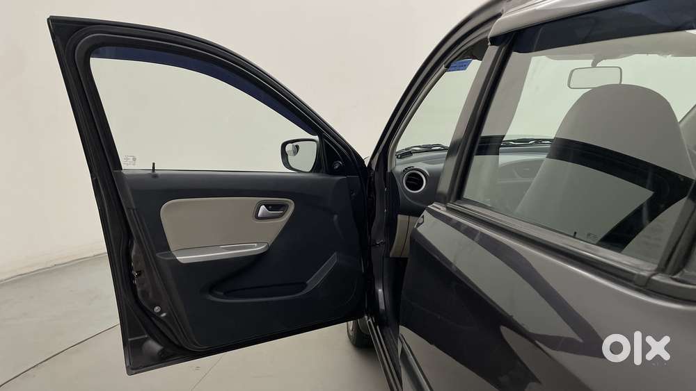 Maruti Suzuki Alto K10 1.0 Vxi Amt, 2015, Petrol