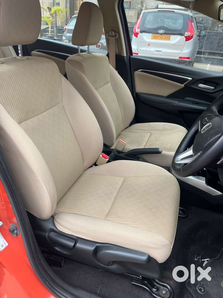 Honda Jazz V Cvt, 2015, Petrol