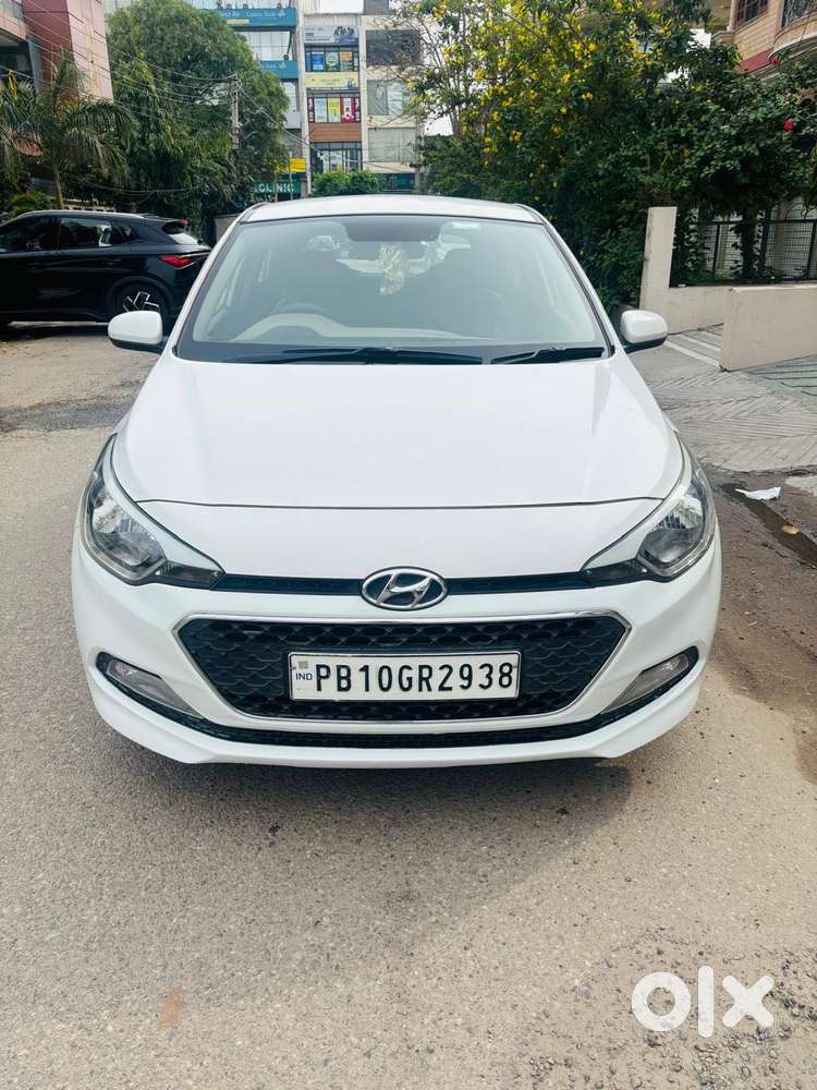 Hyundai I20 Magna 1.2 Mt, 2017, Petrol
