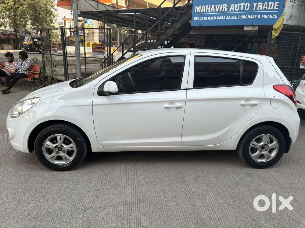 Hyundai I20 2010-2012 1.2 Sportz, 2011, Petrol