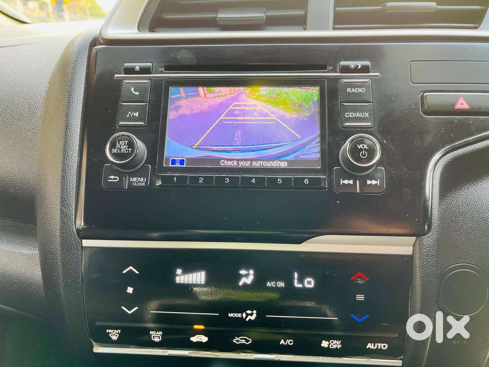 Honda Jazz V Cvt, 2017, Petrol