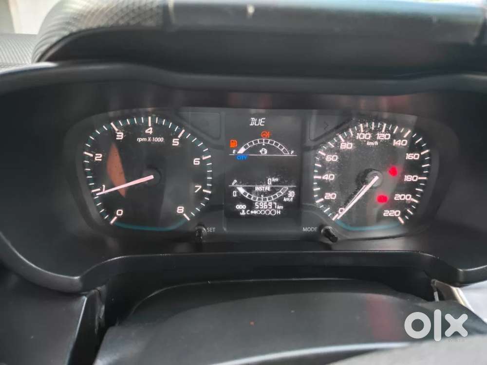 Tata Altroz Xz, 2021, Petrol