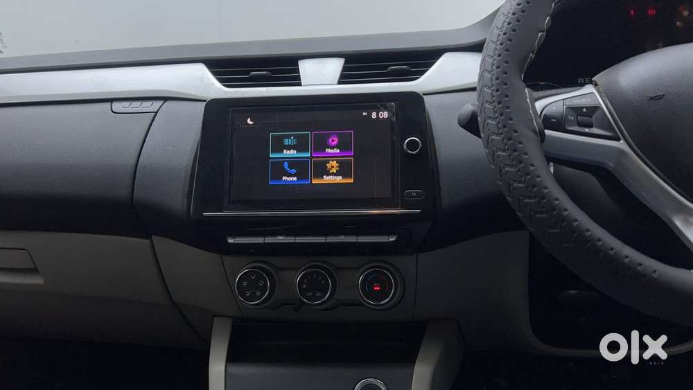 Renault Triber Rxz Easy-r Amt, 2022, Petrol