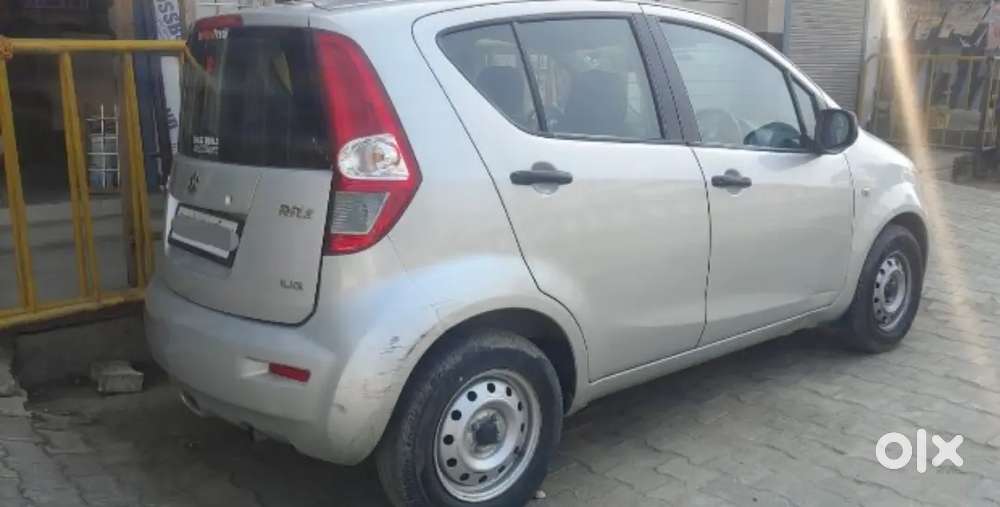 Maruti Suzuki Ritz 1.2 Lxi 2011 Petrol