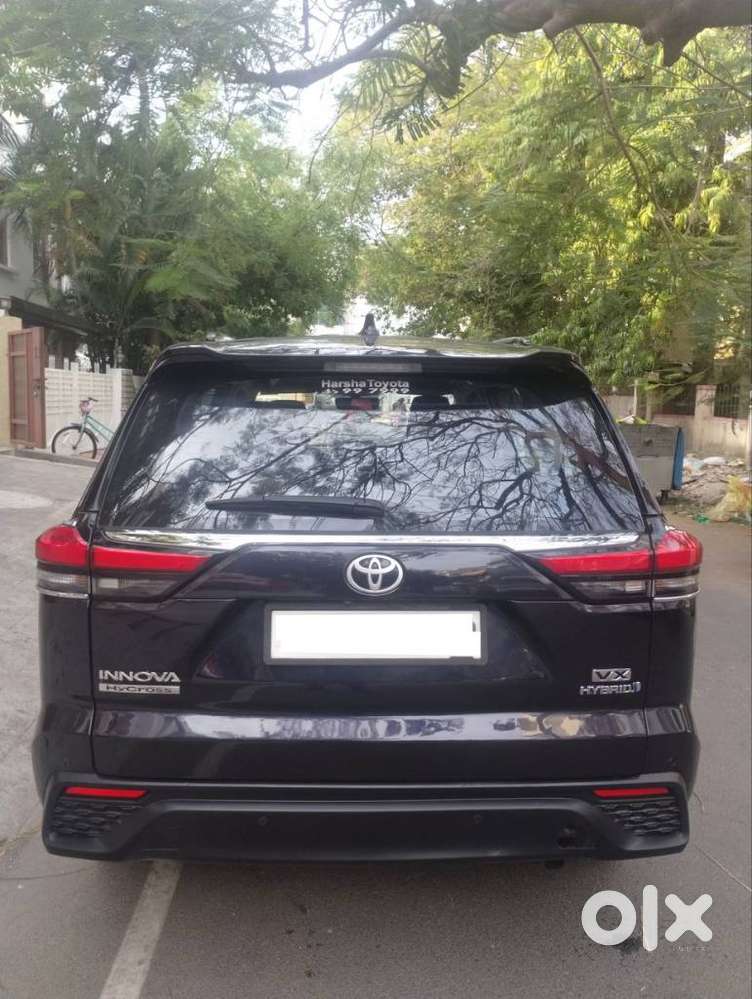 Toyota Innova Hycross 2.0 Vx Hybrid 7 Str, 2023, Cng & Hybrids