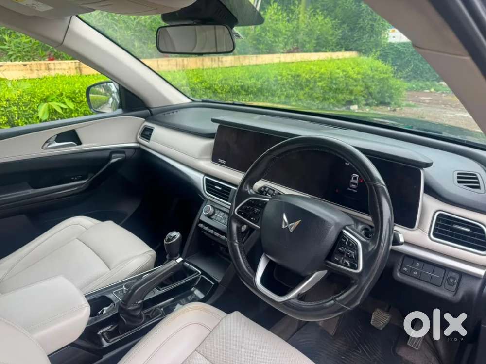 Mahindra Xuv700 2.2 Ax 7 Diesel Mt Str, 2022, Diesel