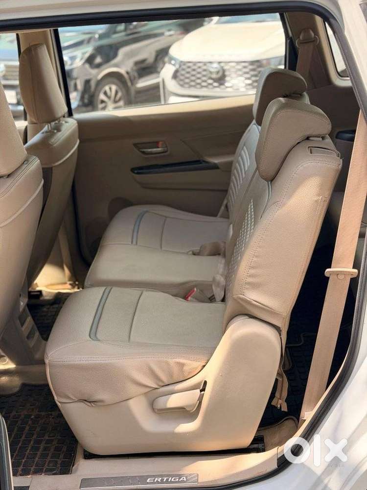 Maruti Suzuki Ertiga 1.5 Zxi Plus Shvs, 2022, Petrol