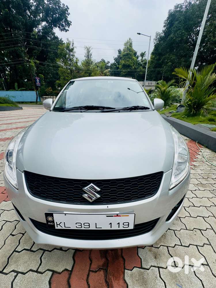 Maruti Suzuki Swift 1.2 Lxi (o), 2017, Petrol