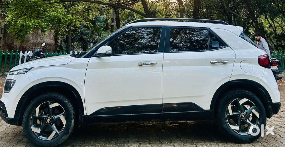 Hyundai Venue 1.0 Sx Turbo Dct, 2019, Petrol