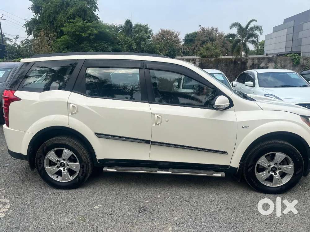 Mahindra Xuv500 2012 Diesel 125000 Km Driven