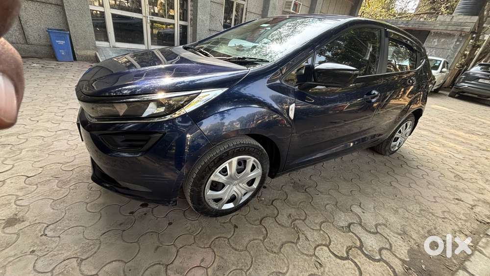 Tata Altroz, 2024, Cng & Hybrids