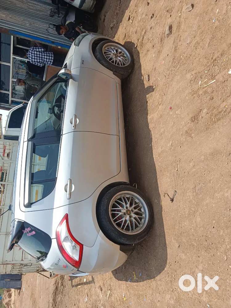 Maruti Suzuki Swift 2013