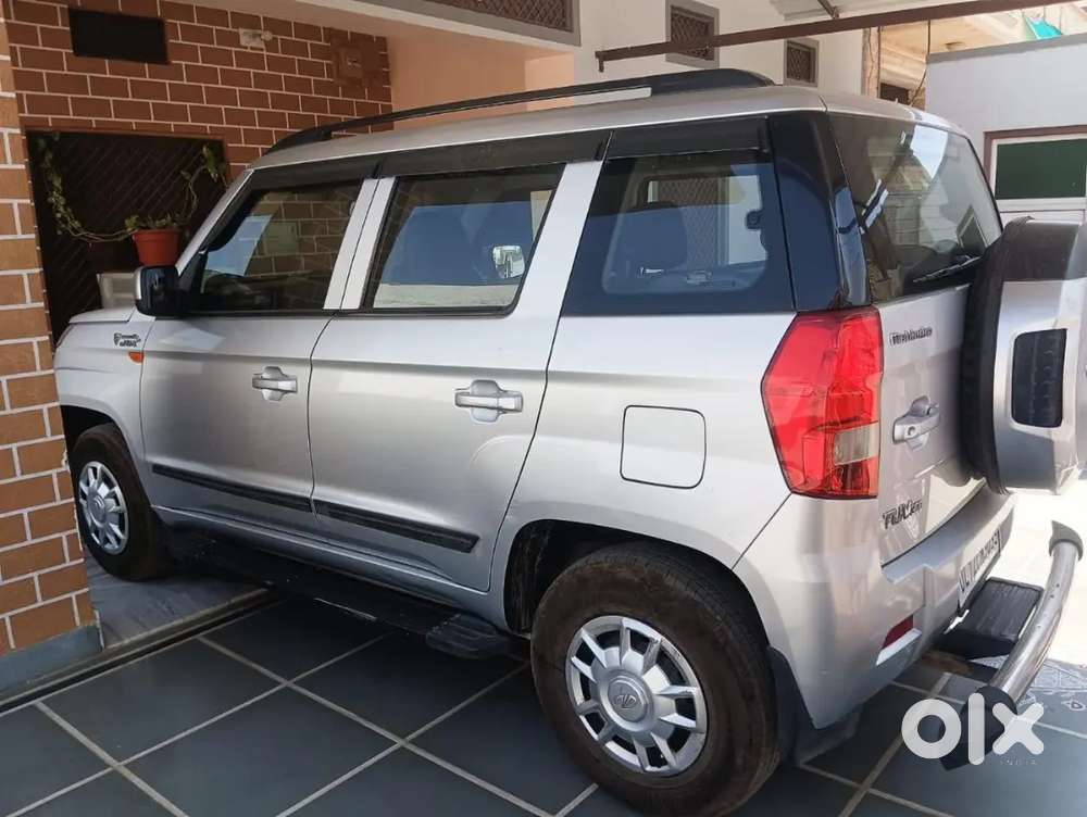 Mahindra Tuv 300 2017