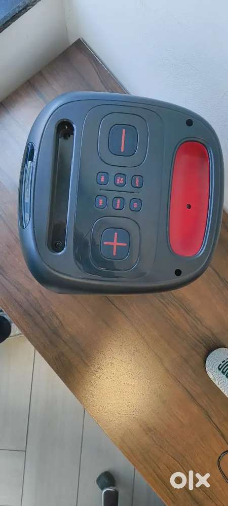 New speaker one month old  with bill copy 60W