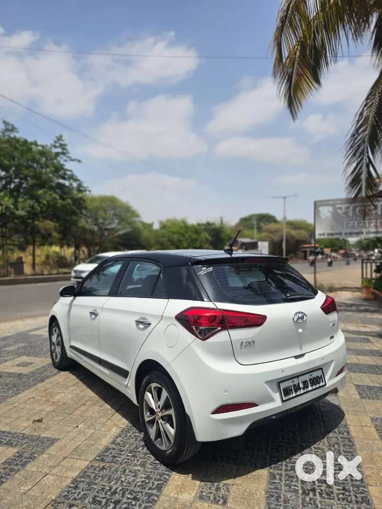Hyundai I20 Asta Diesel 2017  First Owner   Insurance 2026