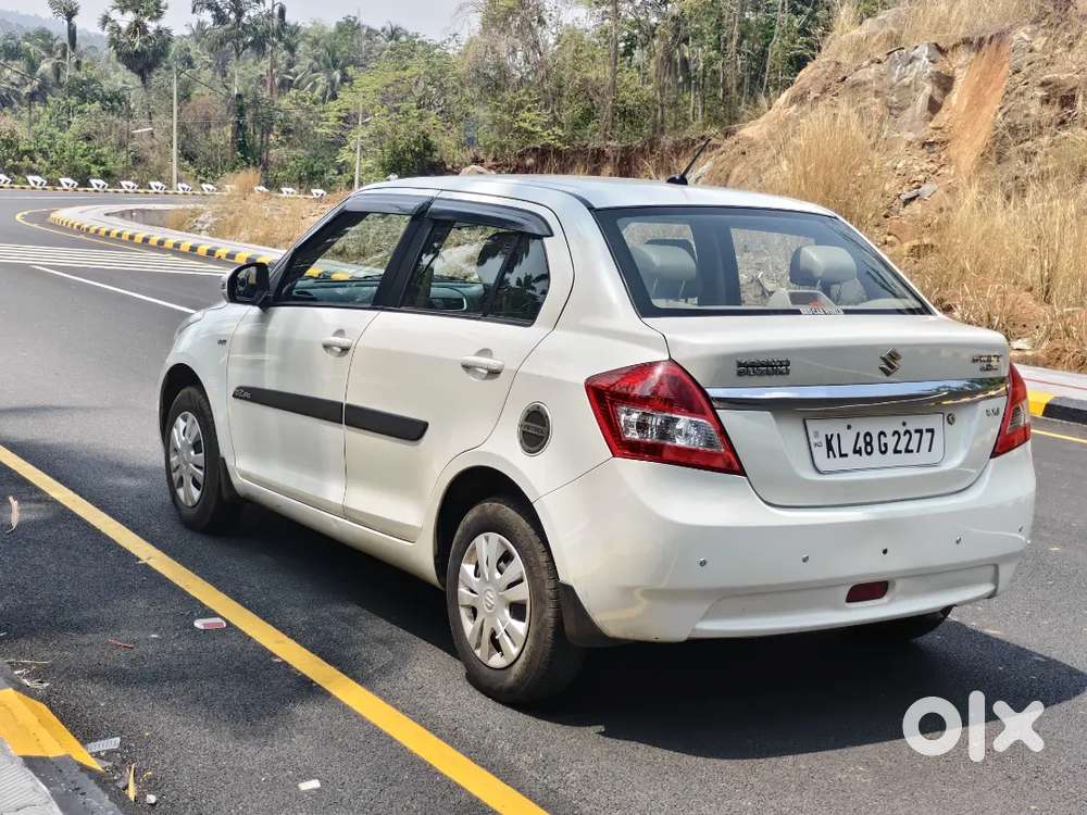 Maruti Suzuki Swift Dzire 2014 Petrol 76000 Km Driven