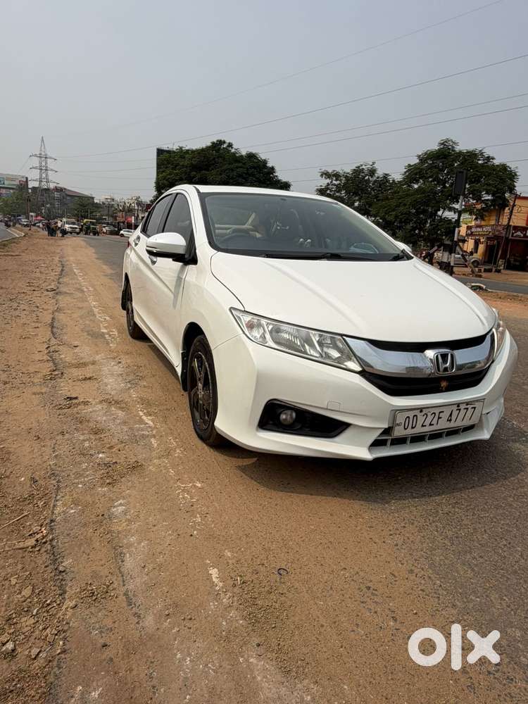 Honda City V At Sunroof I-vtec, 2016, Diesel
