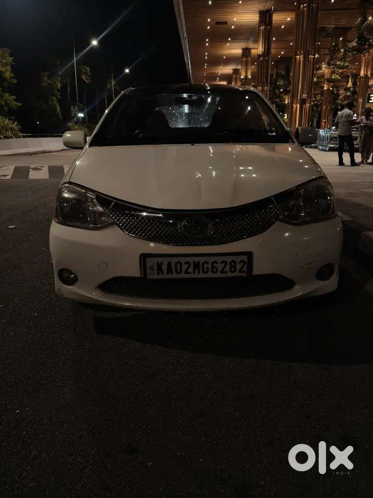 Toyota Etios Liva 2012