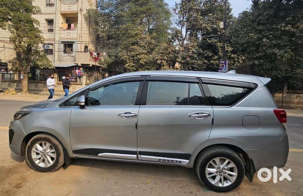 Toyota Innova Crysta 2.4 V, 2017, Diesel