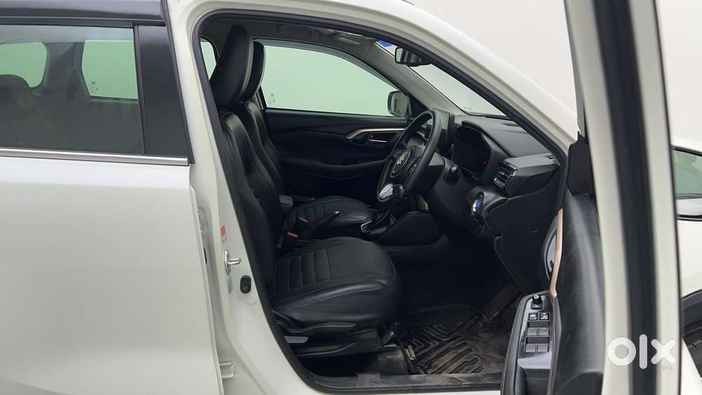 Maruti Suzuki Grand Vitara 1.5 Zeta Plus Intelligent Hybrid Ecvt, 20..