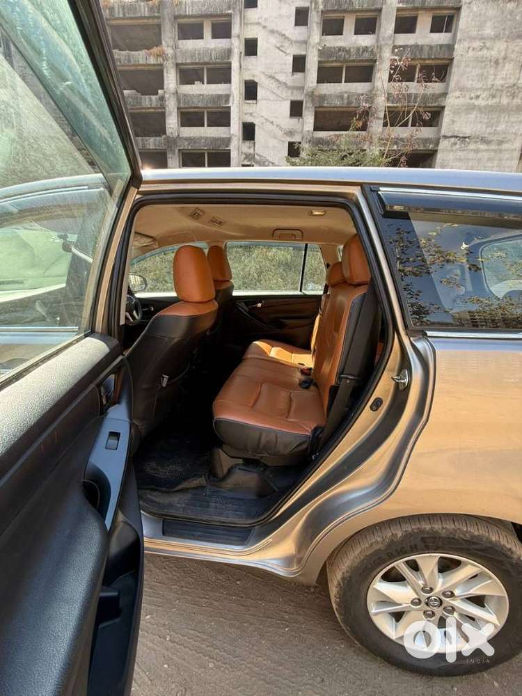 Toyota Innova Crysta 2.8 Gx At 8s, 2018, Diesel