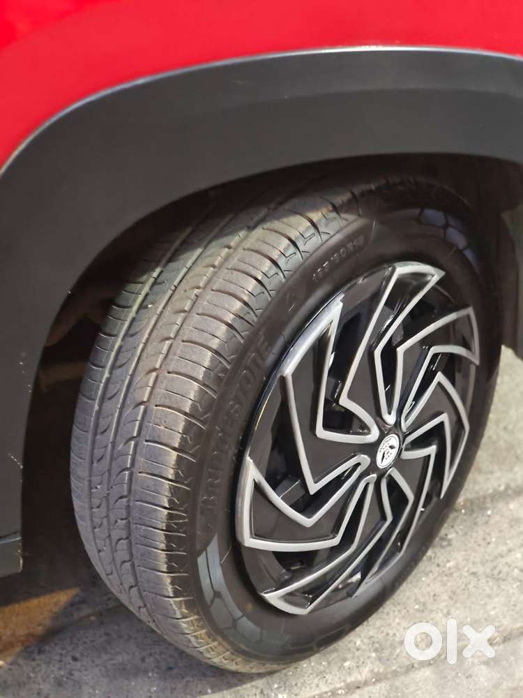 Mahindra Kuv 100 Mfalcon G80 K6 Plus, 2017, Petrol