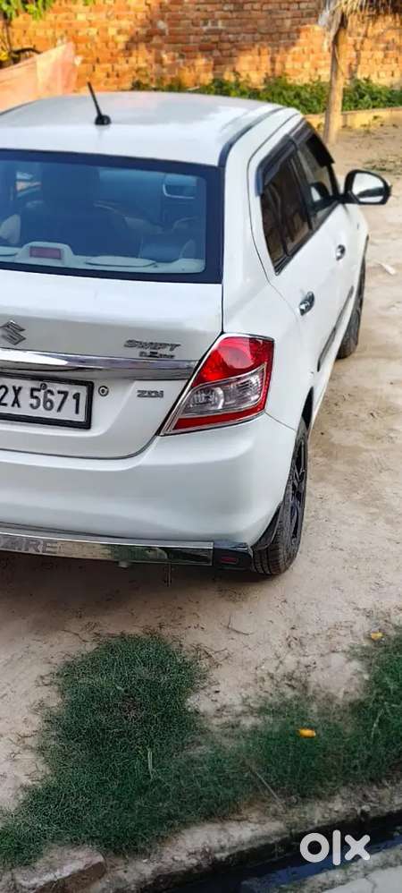 Maruti Suzuki Dzire 2015 Diesel Manual