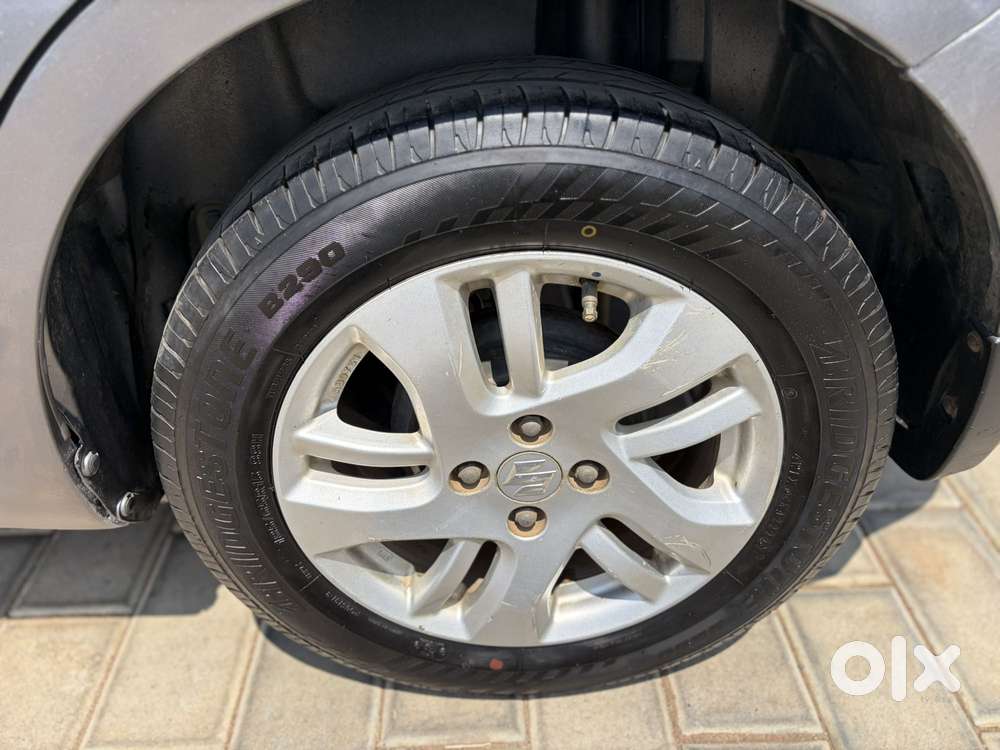 Maruti Suzuki Swift Dzire 2012-2015 Zdi, 2013, Diesel