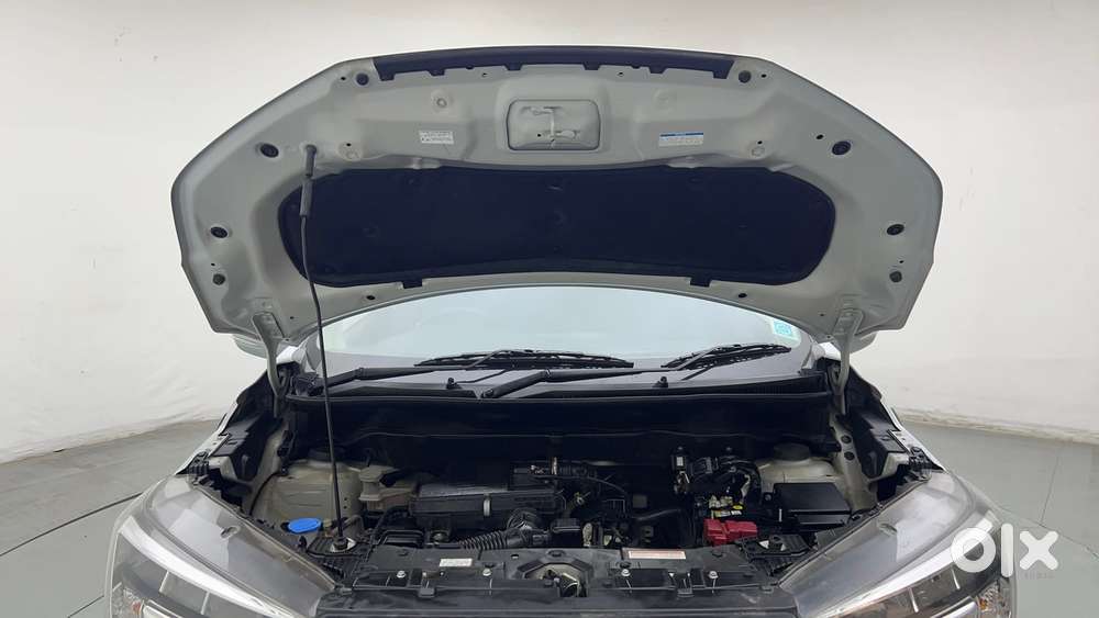 Maruti Suzuki Xl6 1.5 Zeta Mt, 2025, Petrol