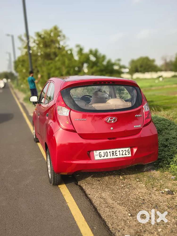 Hyundai Eon 2nd Owner 2013 Petrol