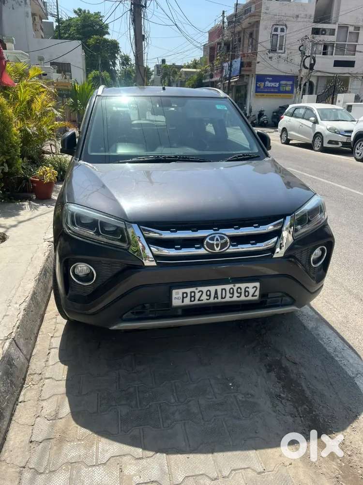 Toyota Urban Cruiser 2021 A/t Petrol 19900 Km Driven