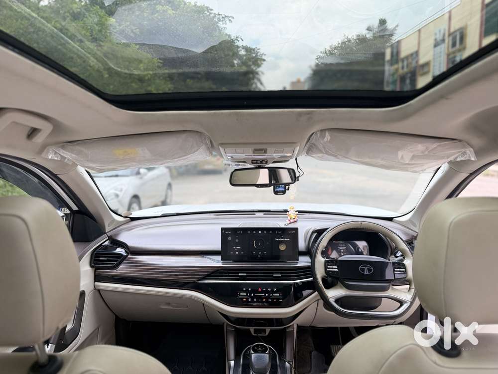 Tata Safari Accomplished Plus 6 Str Dual Tone At, 2024, Diesel