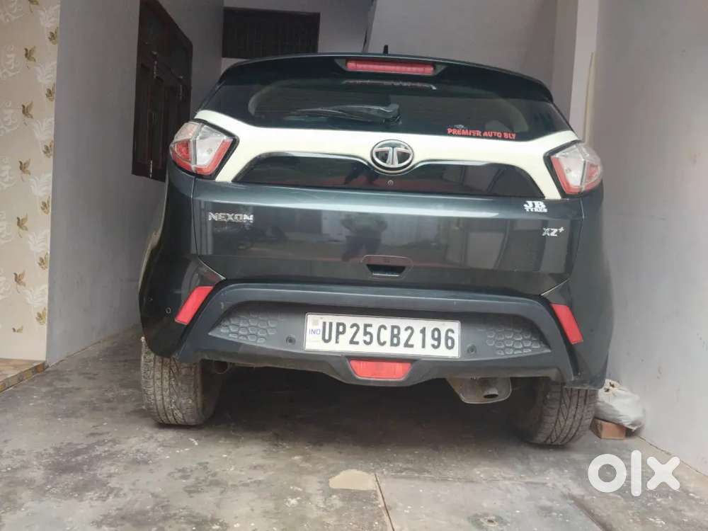 Tata Nexon 2017 Petrol Manual