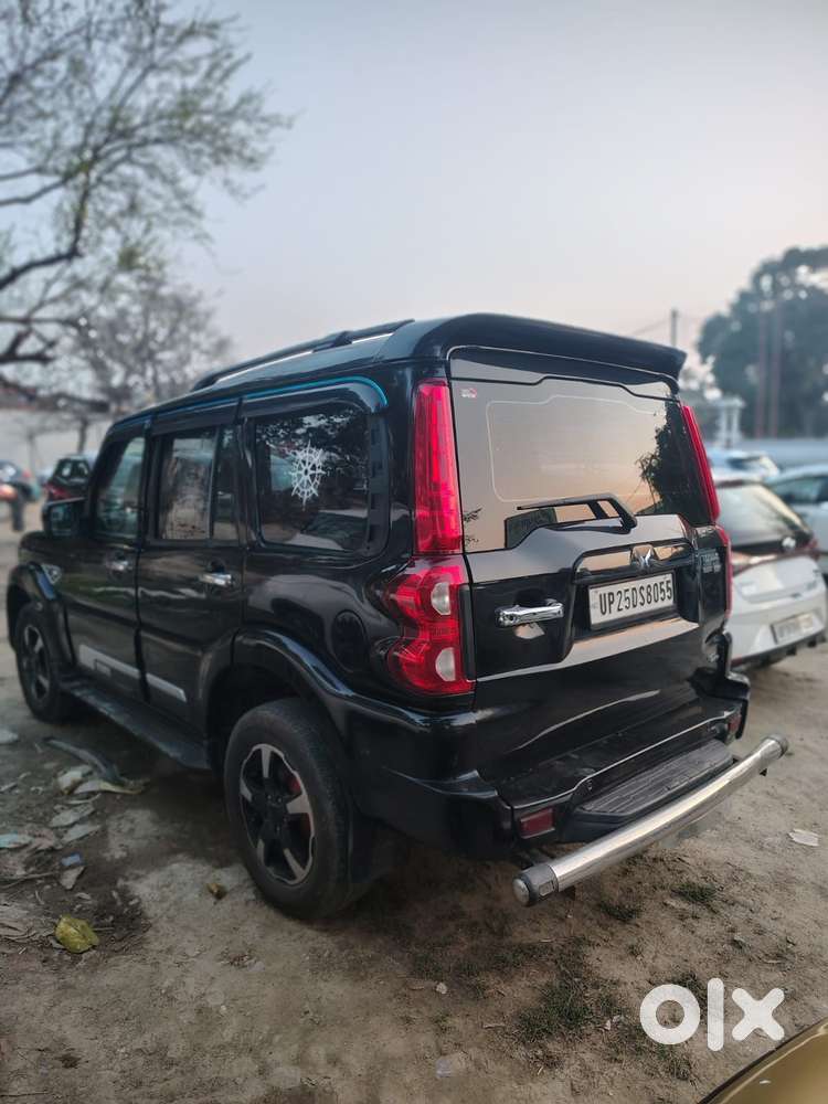 Mahindra Scorpio Classic 2.2 S 11 Mt 7 Str, 2023, Diesel