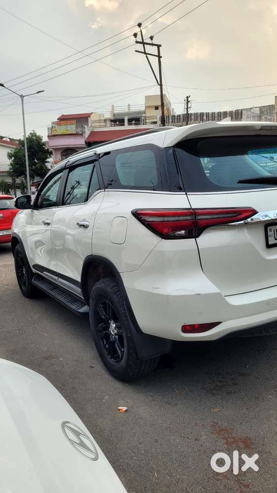 Toyota Fortuner 4x2 At 2.8 Diesel, 2021, Diesel