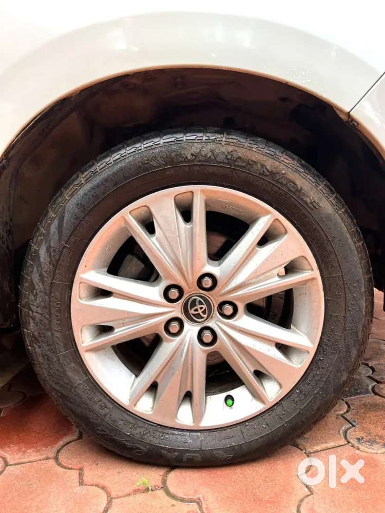 Crysta Z Automatic, Orginal Kerala,well Maintained, Company Service