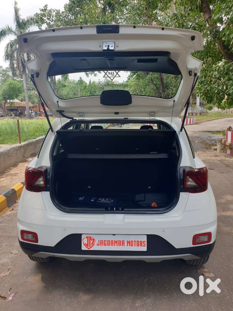 Hyundai Venue Sx Plus Turbo Dct, 2019, Petrol