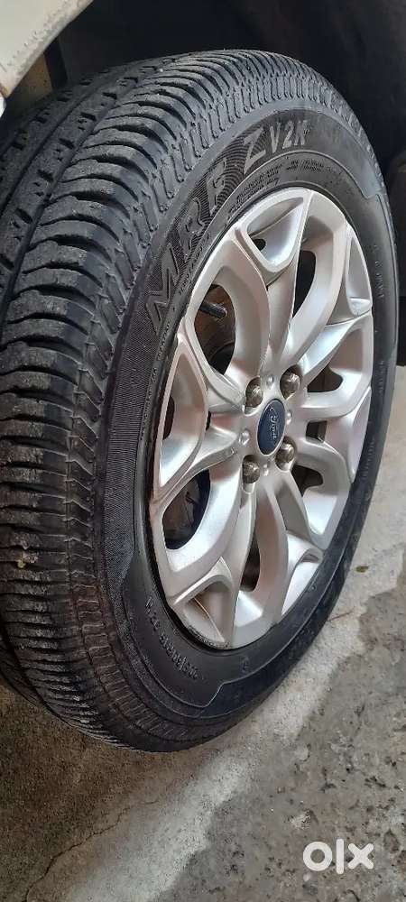 Ford Ecosport  Model 2015 Petrol Last December