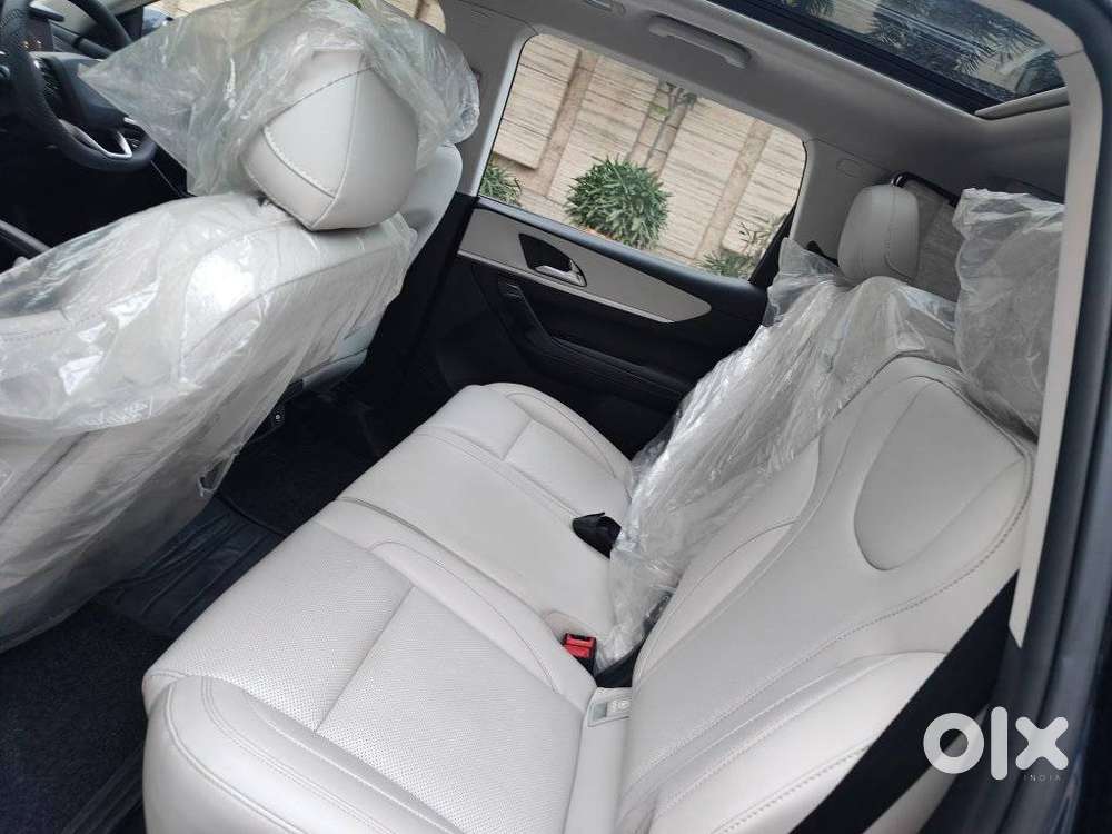 Mahindra Xuv700 2.2 Ax 7 Diesel Mt Str, 2024, Diesel